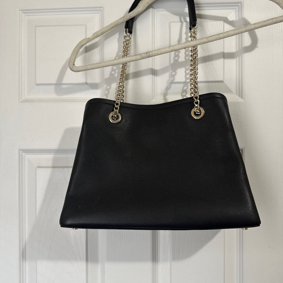 Kate Spade Black Shoulder Bag with Gold Chain - Picture 3 of 10